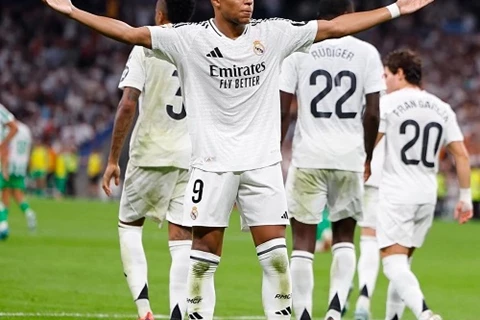 ريال مدريد ضد برشلونة.. مبابي يسجل بعد 5 دقائق (فيديو)